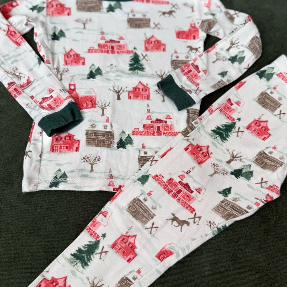 Burt's Bees Holiday Village Kids Christmas Pajama Set - 4T